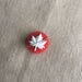 Canada Maple Leaf needle minder magnetized needle holder