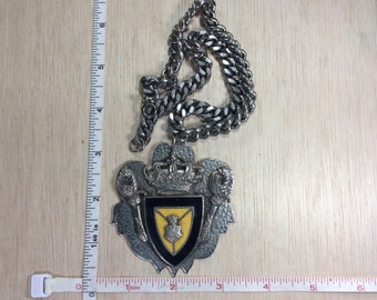 Vintage Heavy Duty 17" Necklace Coat Of Arms Crest Medallion Used