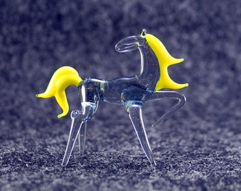 Color Glass horse.Figurine horse.Figurine Glass.Figurine.Glass Animal.Sculpture Glass.Art horse.Figure horse.gift.blown glass figurine(k44)