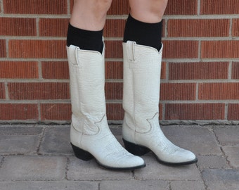 Vintage Tony Lama Western Boots // Vintage Western Boots // Vintage Cowboy Boots // White Leather // White Cowboy Boots // Size 6 Narrow