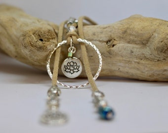 Ethnic necklace Beige necklace
