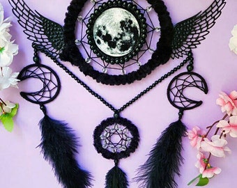 Dreamcatcher Fly to the Moon