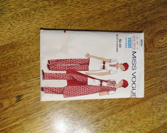 MOD 1960s Long Festival Vest, Flared T-Shirt & Straight Legged Pants - Size 8 (Bust 31.5") - UNCUT Vintage Sewing Pattern Miss Vogue 8010
