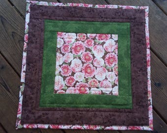 Quilted table topper, square table topper, table runner, floral table topper, candle mat, quilted decor