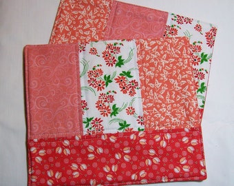 Red and White Quilted Mug Mat. Retro Red Floral. Cottage Chic. Vintage Style.