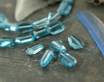 Blue Ice: London Blue Topaz Faceted Nugget Beads / 1 beads 6x10mm / Rich Radiant Blue, Earthy Cut, Designer Quality Jewelry Making Supplies