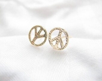 Peace studs - Peace stud earrings - Gold peace earrings - Peace sign earrings