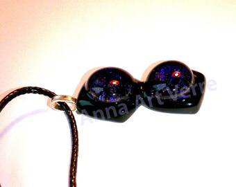 Purple glasses drop pendant