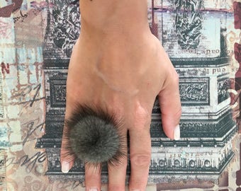 Fur pompom ring. Blue Iris Mink pompom ring, Mink finger ring with genuine leather. Real fur ring