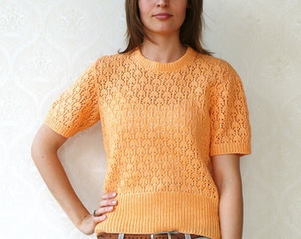 Vintage tulip knitted top, small medium - apricot . . . . . . . . . . . . . "Like" our fb page for 10% discount