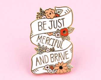 Be Brave Enamel Pin | Narnia Pin - Lapel Pin - Enamel pins