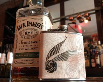 Harry Potter - Snitch - Quidditch - 6oz Hip Flask Laser Engraved!