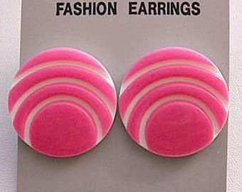 Pink Neon Sun Rising Disc Pierced Post Stud Earrings Silver Tone Vintage White Background Curved Accent Beams Round Lucite Buttons