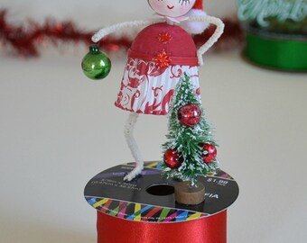 Spun Cotton Ornament / Christmas Ornament / Retro Style / Spun Cotton Santa