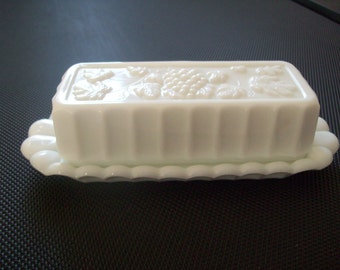 Westmoreland Paneled Grape Butter Dish. Vintage.