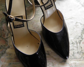 HOLD-Black French Patent Leather Heels, Ankle Strap. 8 1/2M