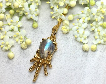 Gold comet shape labradorite gemstone charm necklace on 18ct gold plated silver. rustic labradorite pendant, cabochon gemstone, granulation