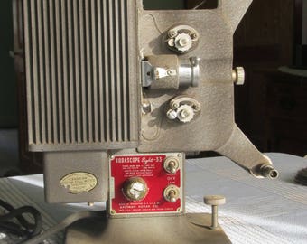 Kodascope Eight-33 Movie Projector 8 mm Canadian