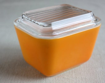 Vintage Pyrex Friendship Orange Refrigerator Dish 501 With Lid