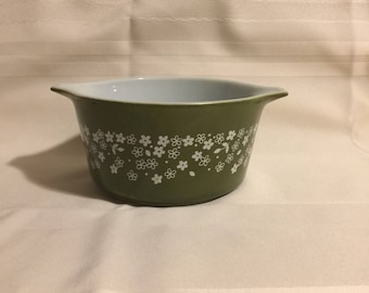 Pyrex Spring Blossom Green round casserole dish #473-B