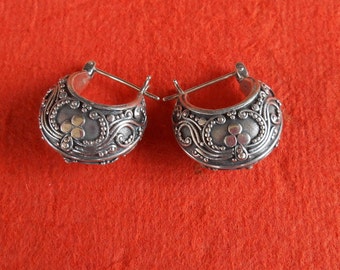 Balinese Sterling Silver Hoop Earrings / silver 925 / Bali Handmade jewelry / 0.75 inch