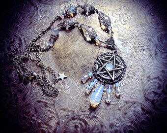 White Pentacle Necklace, pentagram necklace, wiccan necklace, white witch, wiccan jewelry, pagan jewelry, wicca, pentagram pendant, witch