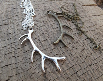 Antler Necklace // Deer Antler // Metal Antler // Deer Necklace // Christmas Necklace // Horn Necklace // Metal Necklace // Metal Antler