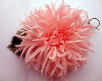 Fabric flower. Pale pink chrysanthemum. Flower brooch