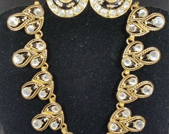 Vintage 1979 GEM-CRAFT Black gold pearl and rhinestone necklace & earring set. Signed CRAFT