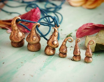 Pendant "Arnold" / enchanted forest / Fairy / Nature & Botanical Style / hand carved / UNIQUE PIECE