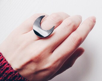 Black Acrylic Crescent Moon Ring| Boho Jewellery | Perspex Jewellery