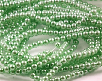 X 120 green 3 mm glass pearls