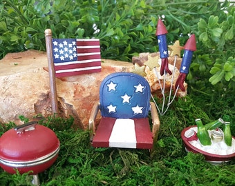 Miniature USA Patriotic Celebration - 5 pieces