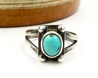 Vintage STERLING TURQUOISE RING Navajo Native American Sterling Silver Turquoise Pinky Midi Ring Sz 5 3/4 Southwestern Style