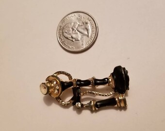 Vintage 1940s vintage novelty telephone enamel brooch