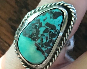 Vintage (rare) Haleys Comet turquoise ring