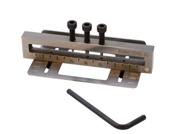 3-Hole Punch