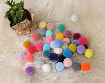 2cm Pompoms in your choice of colors-Yarn pom pom-Colorful Handmade Pom Pom- Wholesale Pom Pom-Party Decor-Craftt Supplies-RIBBONNKIDS