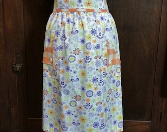 Gathered Half Apron Retro Style