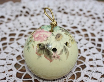 Vintage English Ye Olde Ceramic Pomander