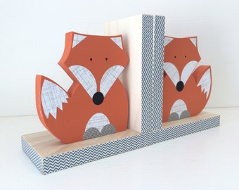 Fox Bookends, Orange and Gray, Woodland Nursery, Woodland Kids Decor, Wood Bookends, Children's Bookends, Fox Nursery, Forest Themed Nursery
