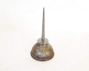 Antique Oil Can, Antique Tools, Vintage Tool Supplies, Machine Oil Can, Mechanics Tools, Mechanical Tools, Work Shop Decor, Home Decor