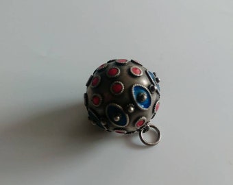 Vintage sterling silver globe sphere pendant