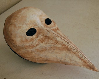 Eileen the Crow mask (Bloodborne)