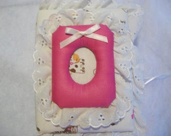 Baby Girl Pocket Photo Album / Brag Book - Eyelet Photo Frame - Cocalo Baby Jacana