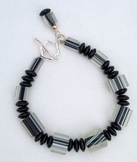 Black and White Furnace Glass and Onyx Bracelet, Black Bracelet, Black and White Bracelet, Onyx Bracelet