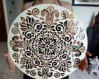 Large Mandala inlaid plywood made of laser cut poplar. Free shipping in Italy x areas not disadvantaged