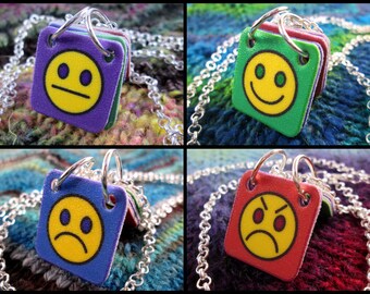 Emoticon Necklace - Mood Smiley Communication Necklace - Silver Rolo Chain