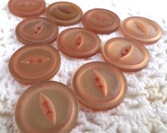 10 Light Rust Colored Peach Vintage Buttons Cat Eye/Fish Eye Buttons for Sewing Crafts Scrapbooking Cardmaking Jewelry