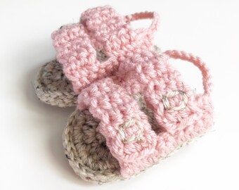 Crochet baby sandals, baby shoes, baby booties. FREE SHIPPING